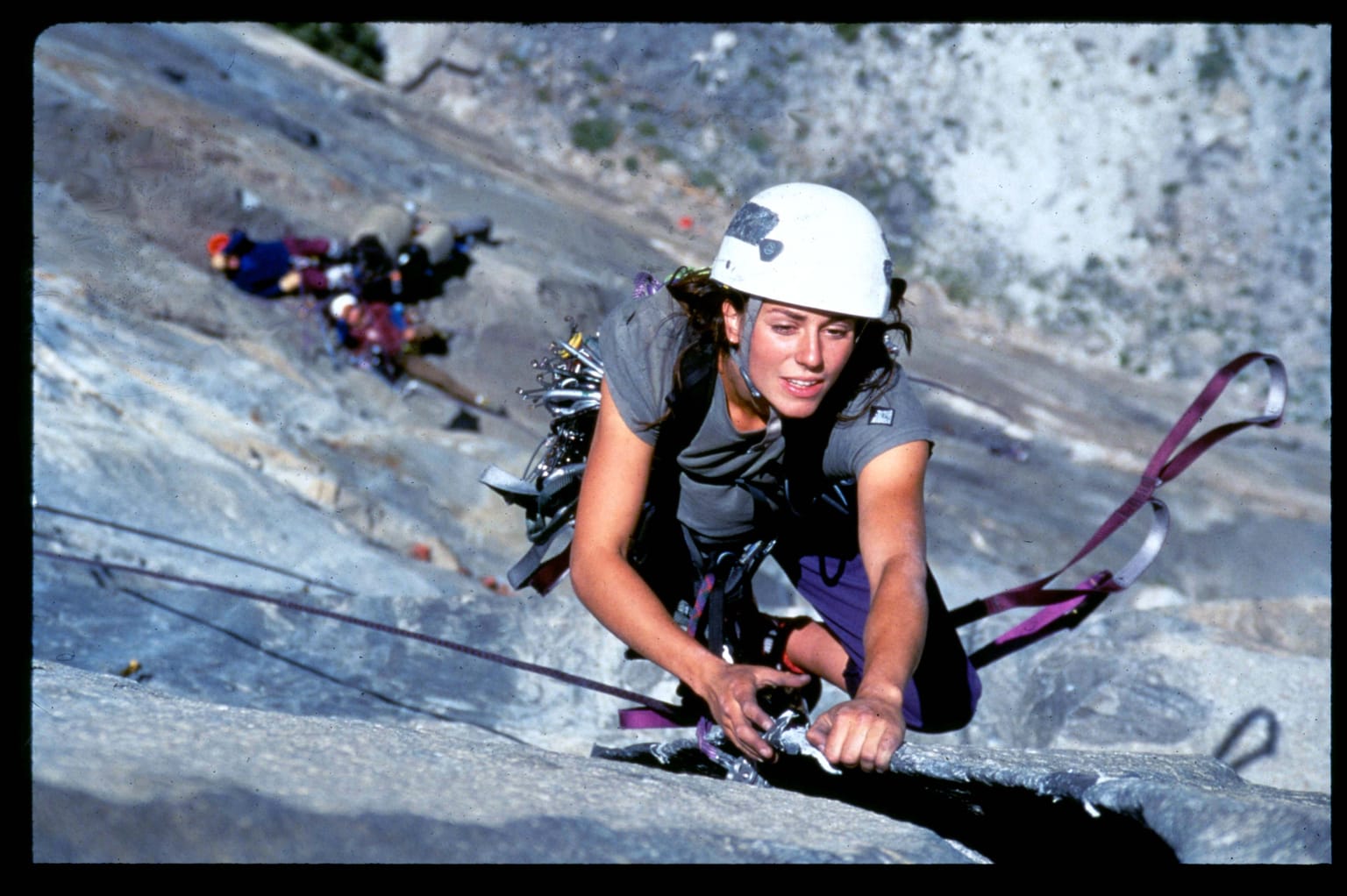 1998. My first trip up the Zodiac with my most badass friends Elaine Lee and Kim Csizmazia. We were near the top of the wall in our portaledges and were faced with the potentially awkward moment of needing to take care of business with two guys in their portaledges one pitch below us. I still laugh out loud when I remember Kim hollering down “I have bad news for you guys, or maybe it’s good news I don’t know, but we have to pee!” 🙈😂😂 Also, this flake is no longer on the wall, so that’s neat 😳
El Capitan, Yosemite CA